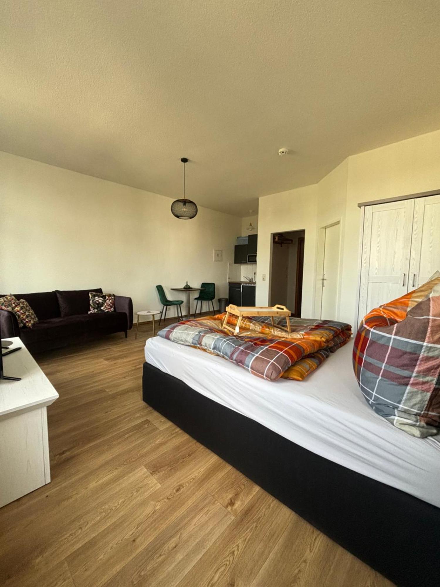 Five O - Feelgood-Apartment Goethe برلهبرغ المظهر الخارجي الصورة